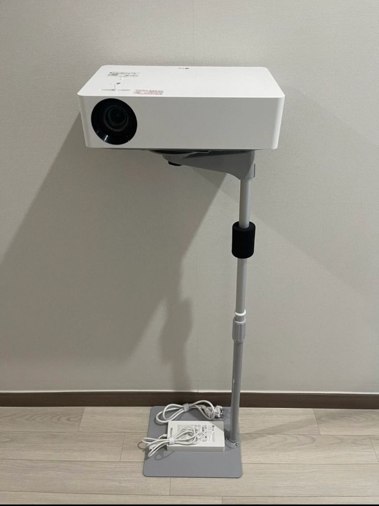 LG 빔프로젝터(LG HU70LA) 판매합니다. 이미지