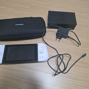 닌텐도 스위치(커x 완료)+sd512g+모바패드 팝니다