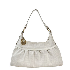 정품 펜디 화이트/그레이 코팅 캔버스 셰프백