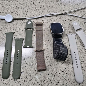 애플워치 울트라1 49mm 케이스와 스트랩