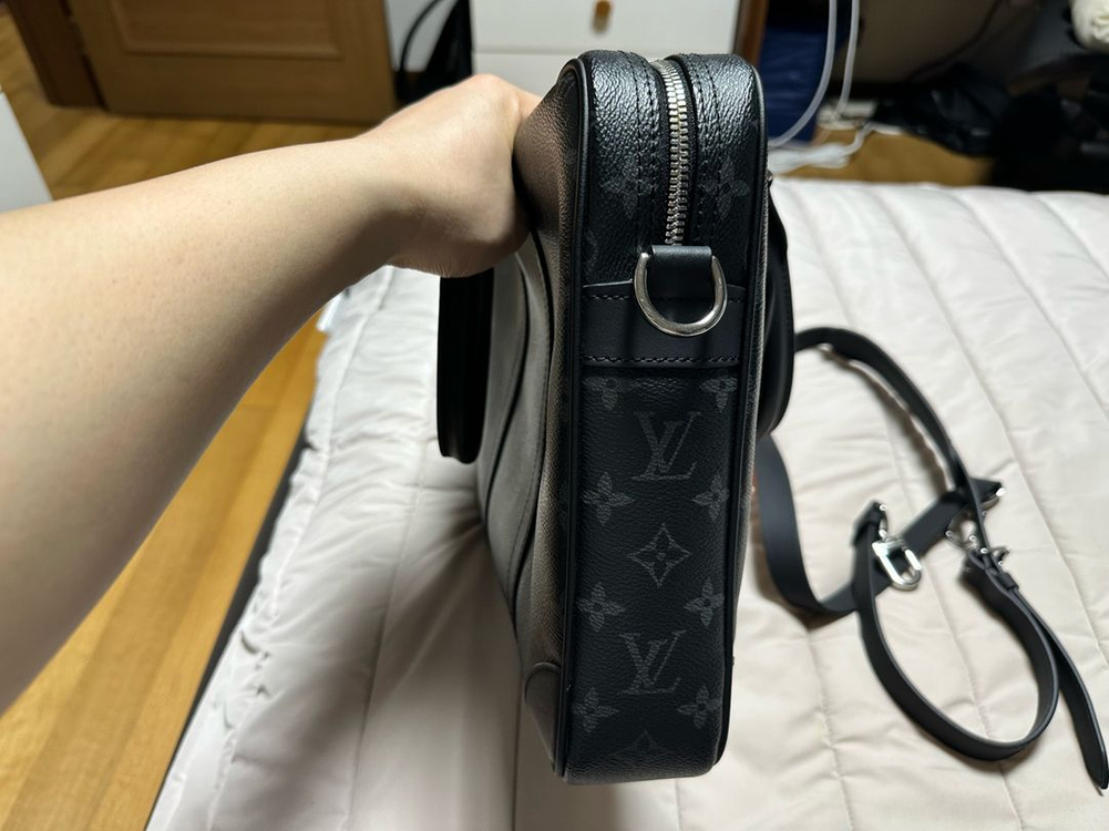 루이비통 남성 서류 가방 판매합니다!--6