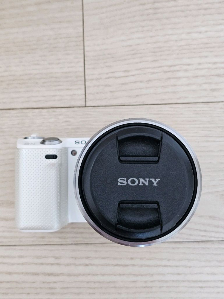 소니 미러리스 카메라 NEX-5N + 1855렌즈 이미지