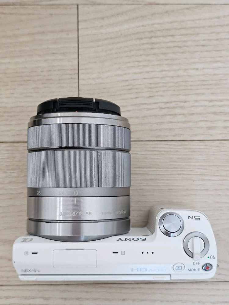 소니 미러리스 카메라 NEX-5N + 1855렌즈 이미지