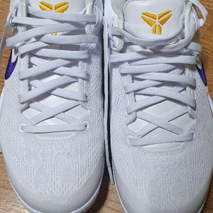 나이키 농구화 코비8, 255사이즈