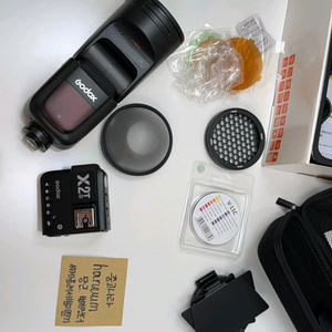 고독스(Godox) V1s 플래시+x2t+조명필터 세트
