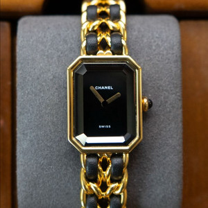 샤넬 프리미에르 M 미듐 빈티지 시계