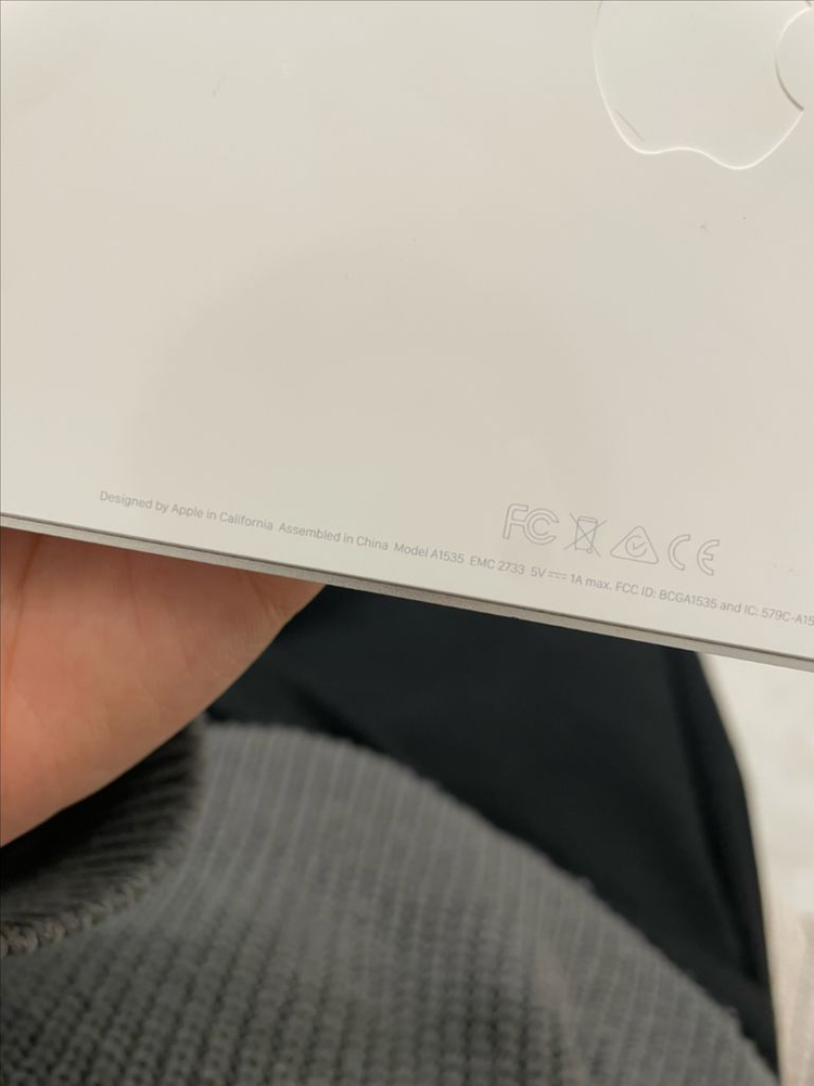 애플 트랙패드 A1535 화이트 팝니다!--1