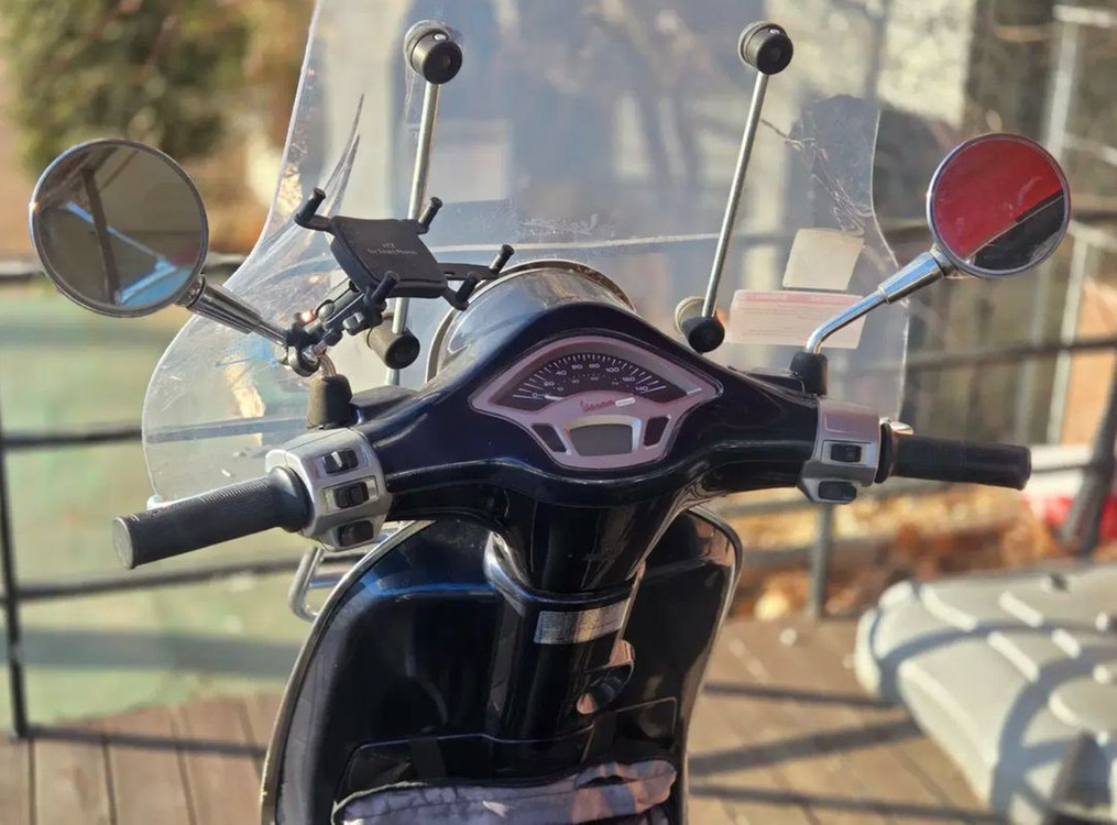 베스파 프리마베라 125cc 스쿠터 이미지