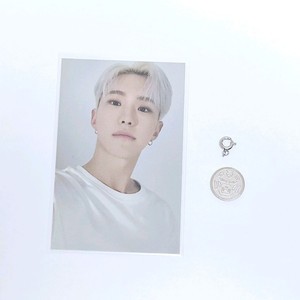 <참 파손>세븐틴 6주년 호시 목걸이 참&포카 판매 이미지