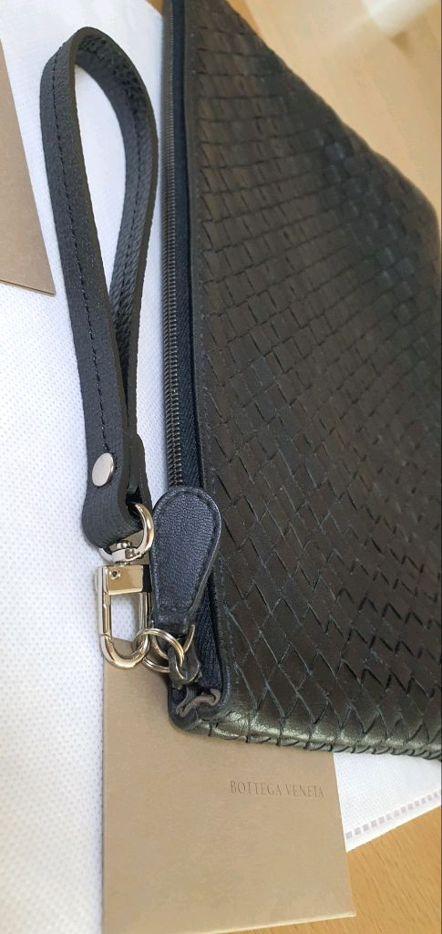 보테가베네타 클러치백 정품A급(감정O)구찌프라다루이비통디올고야드샤넬셀린느보테가생로랑발렌시아가버버리가방--4