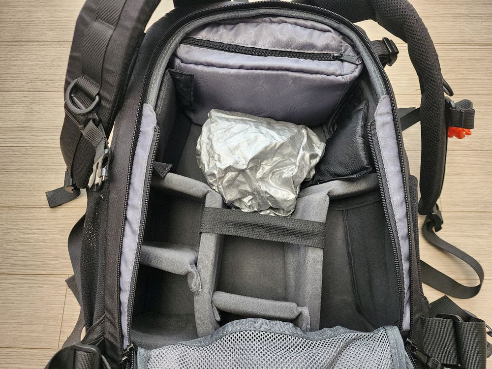 토이멘드 toimend 카메라 백팩 가방 팝니다--4