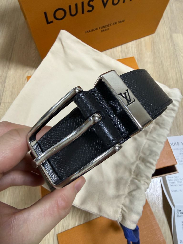 루이비통 퐁뇌프 벨트 M8201 BL90사이즈 팝니다--2
