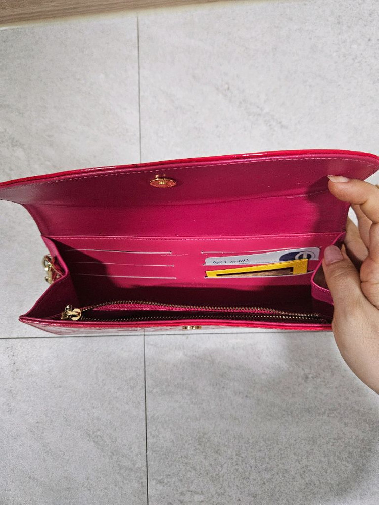 루이비통 미니숄더백--3