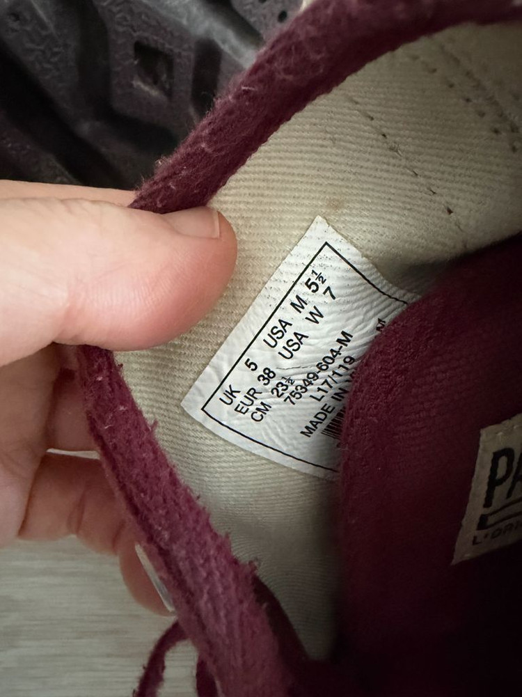 Palladium 팔라디움 팜파 하이 캔버스 부츠 235거의 쓸 것인데 왼쪽은 벌어진 틈에 본들을 조금 붙인 자국이 이미지