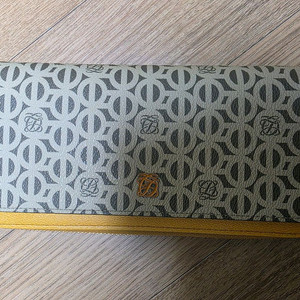 루이까또즈 여성용 장지갑