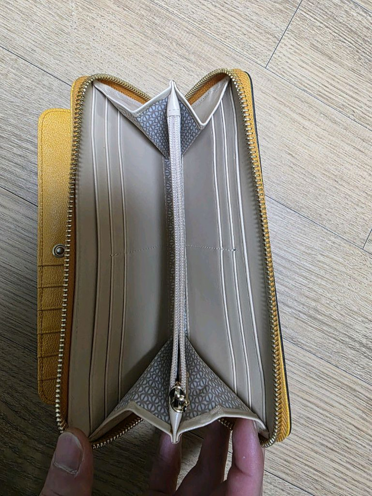 루이까또즈 여성용 장지갑--3