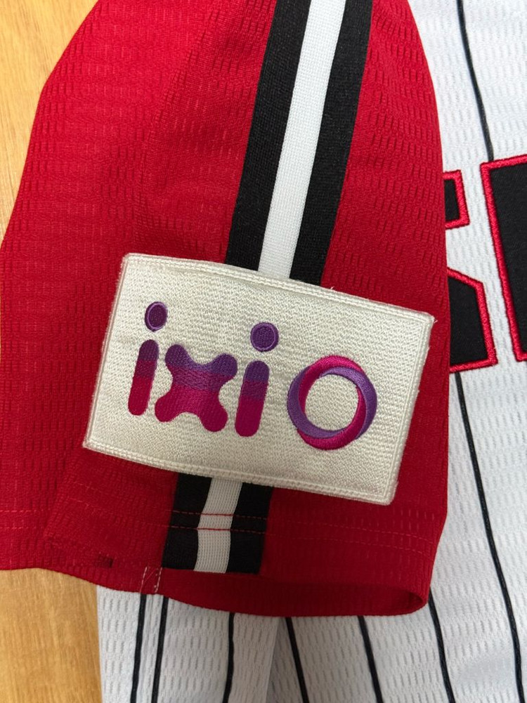 엘지트윈스 서울 프리미엄 유니폼 팝니다--3