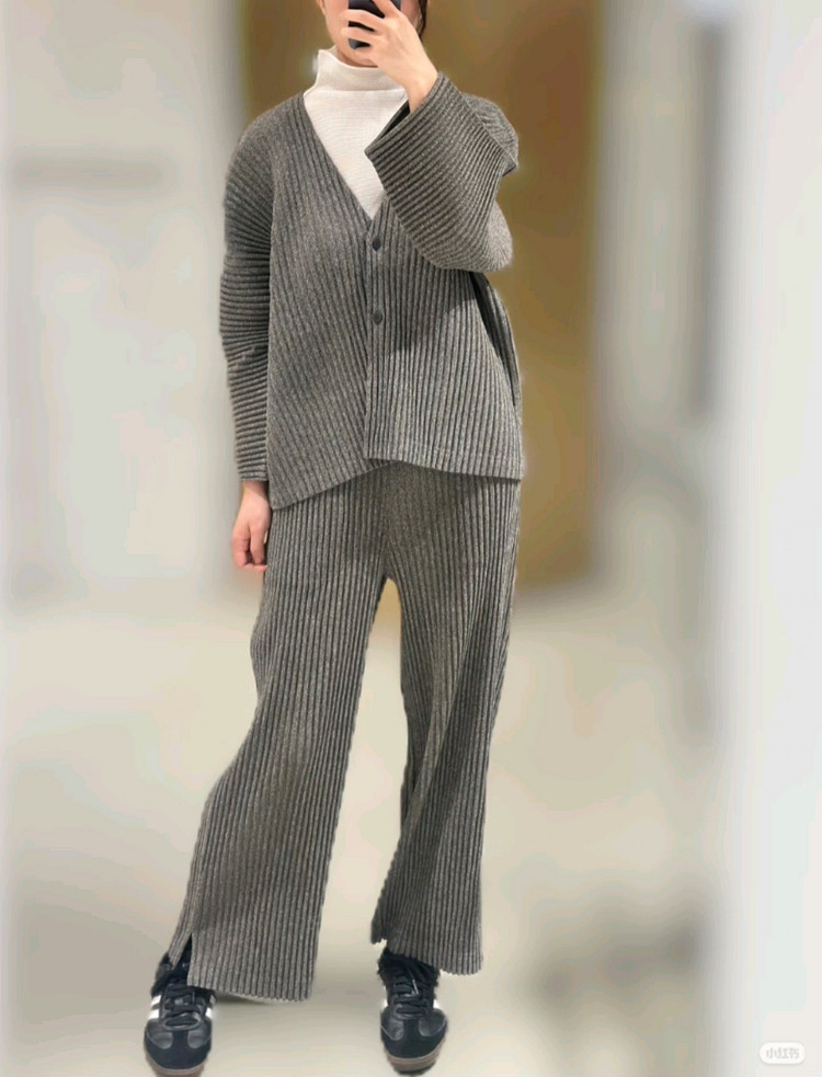 이세이미야케 미 코듀로이 가디건 차콜--2