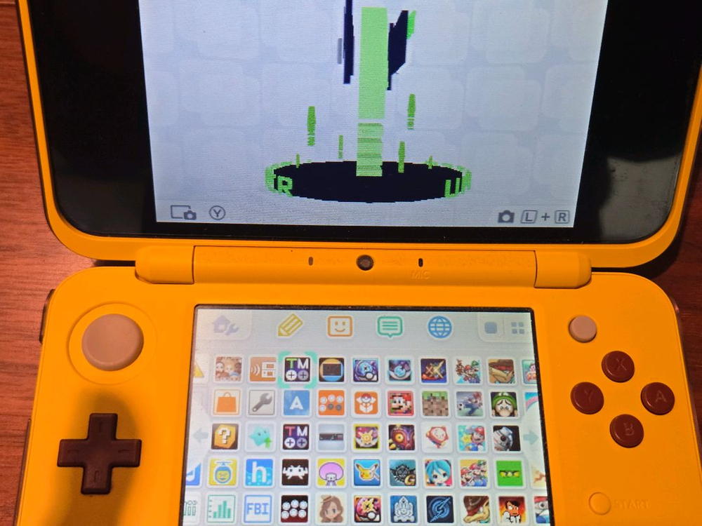 닌텐도 2ds xl 포켓몬 피카츄 에디션 커펌 풀박스 팝니다.--3