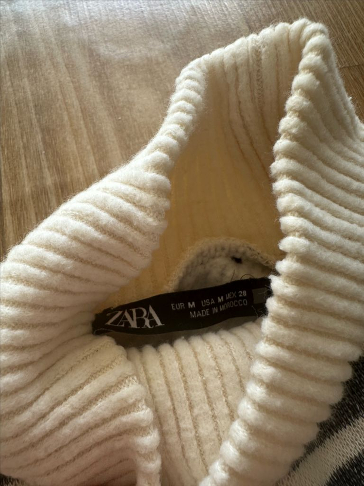 자라 스트라이프 니트--1