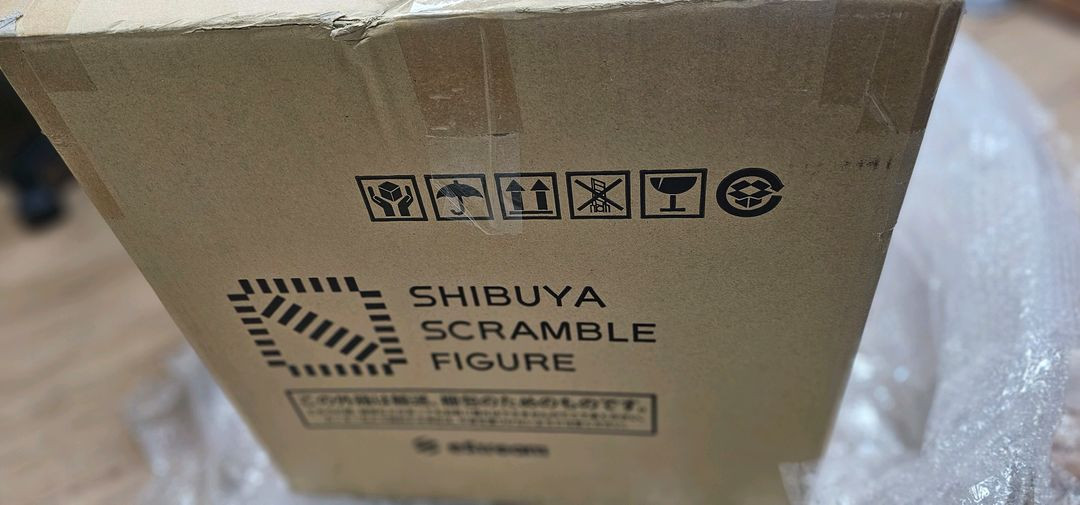 이스트림 리제로 Crystal Dress 에밀리아 피규어 팝니다(정품) 이미지