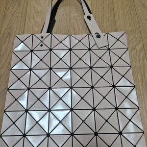 바오바오 루센트베이지