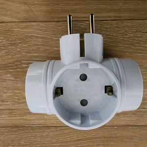 T자형 3구 콘센트 어댑터