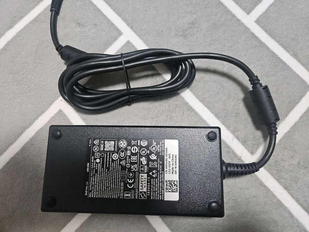 델 도킹스테이션 WD19S팝니다--4