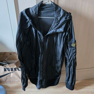 후드 바람막이 자켓 스톤