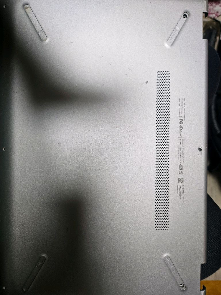 HP Pavilion x360 15-br095ms하판 외--1