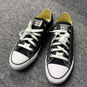 [새상품] 컨버스 척테일러 올스타 블랙 260mm 로우 스니커즈