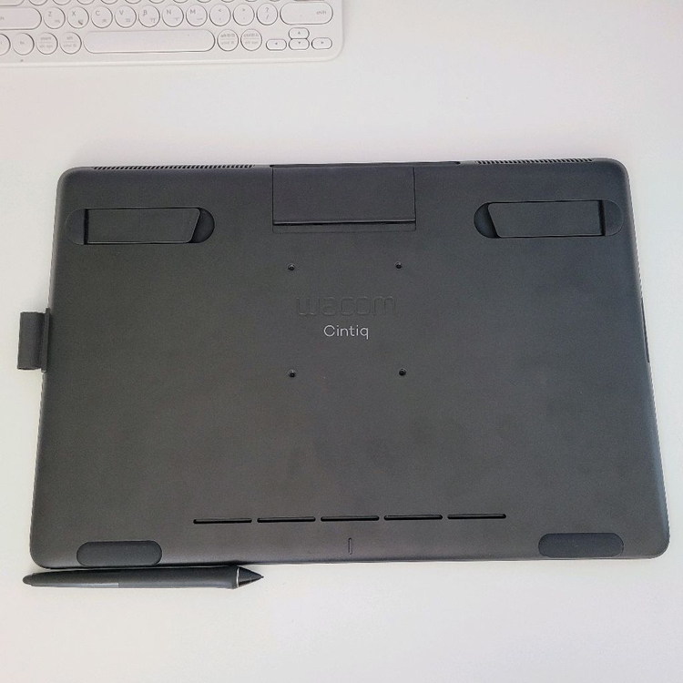와콤 신티크16 dtk-1660 액정타블렛--8