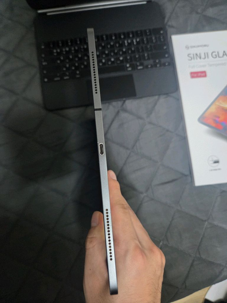 아이패드프로4세대 12.9 256gb 셀룰러 + 매직키보드--4