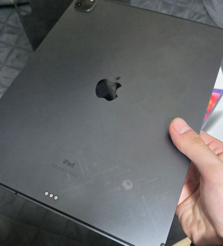 아이패드프로4세대 12.9 256gb 셀룰러 + 매직키보드--6