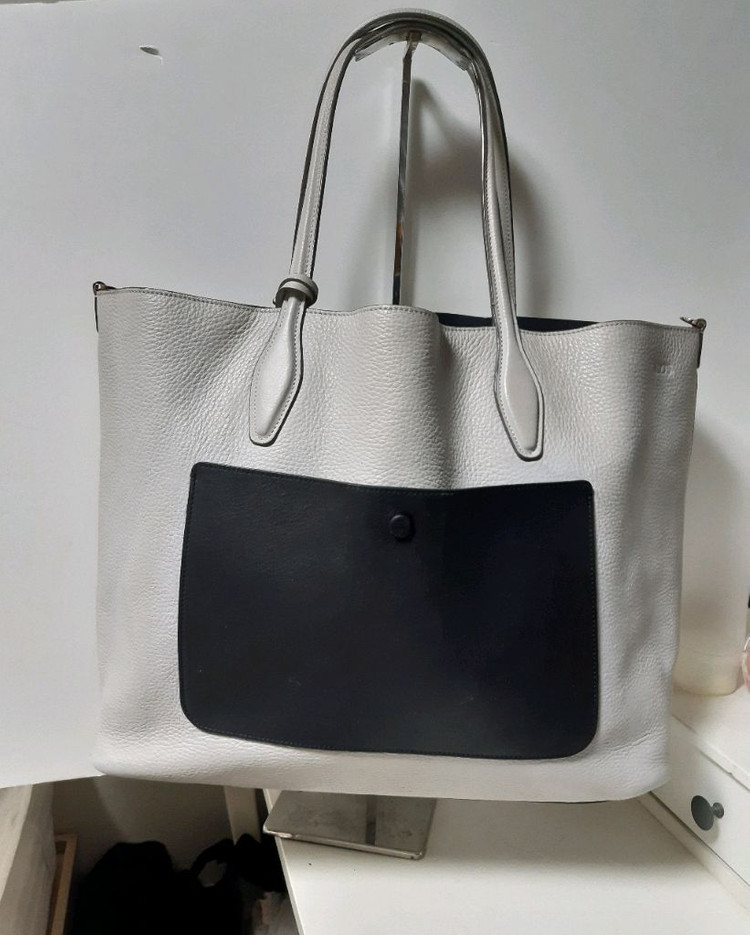 정품 ㅡ 토즈ㅡ가죽숄더 ㅡㅡ깨끗 요--1