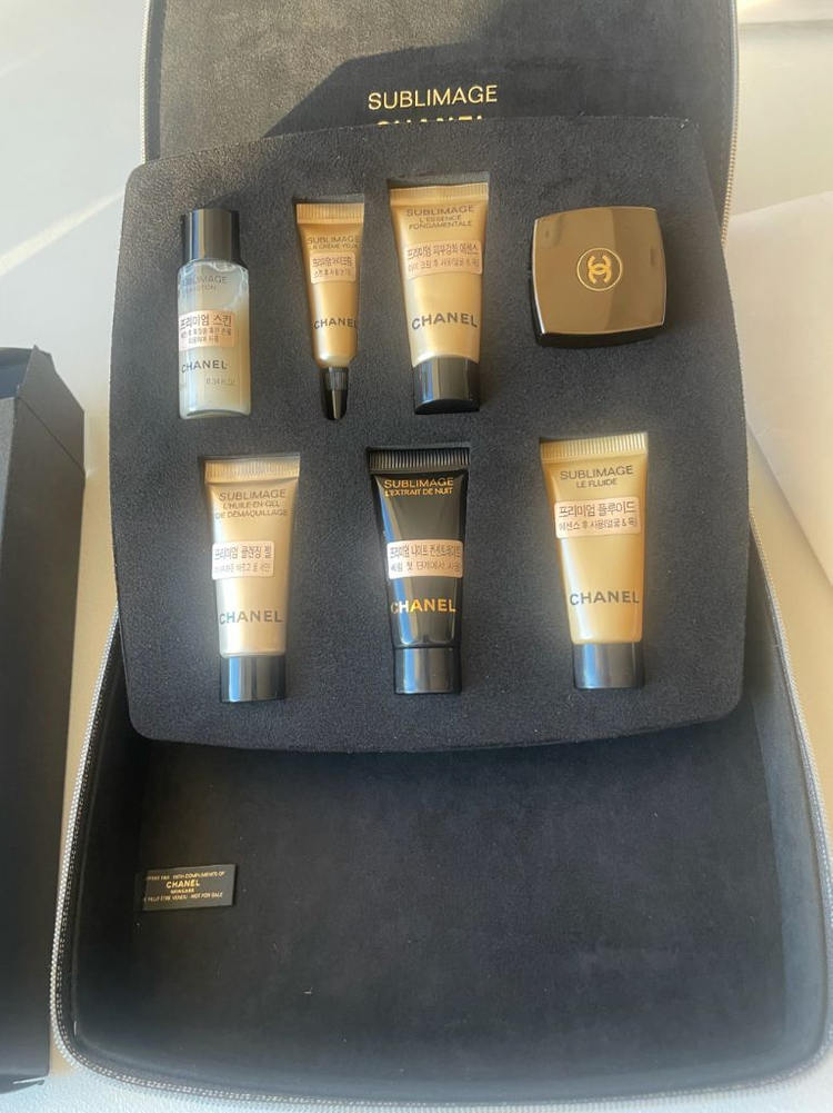 샤넬 수블리마지 파우치 + 견본품 세트--2