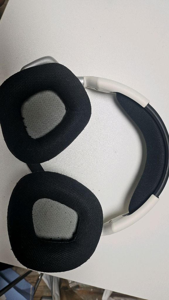 무선 커세어 보이드 프로 게이밍 헤드셋 이미지