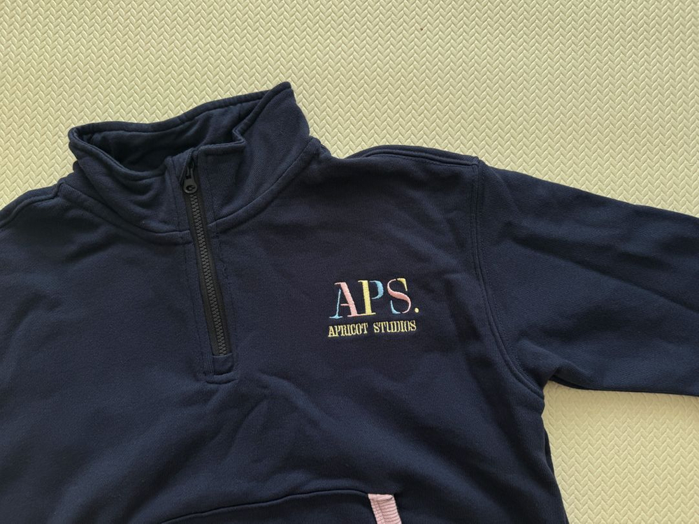 아프리콧스튜디오 하프집업 스웻셔츠 120--1