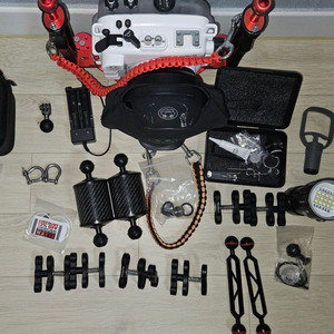 씨프로그 소니 a6xxx 하우징 + 소니 a6000 바디 + 삼양 12mm mf 렌즈+ 시그마 16mm f1.4 렌