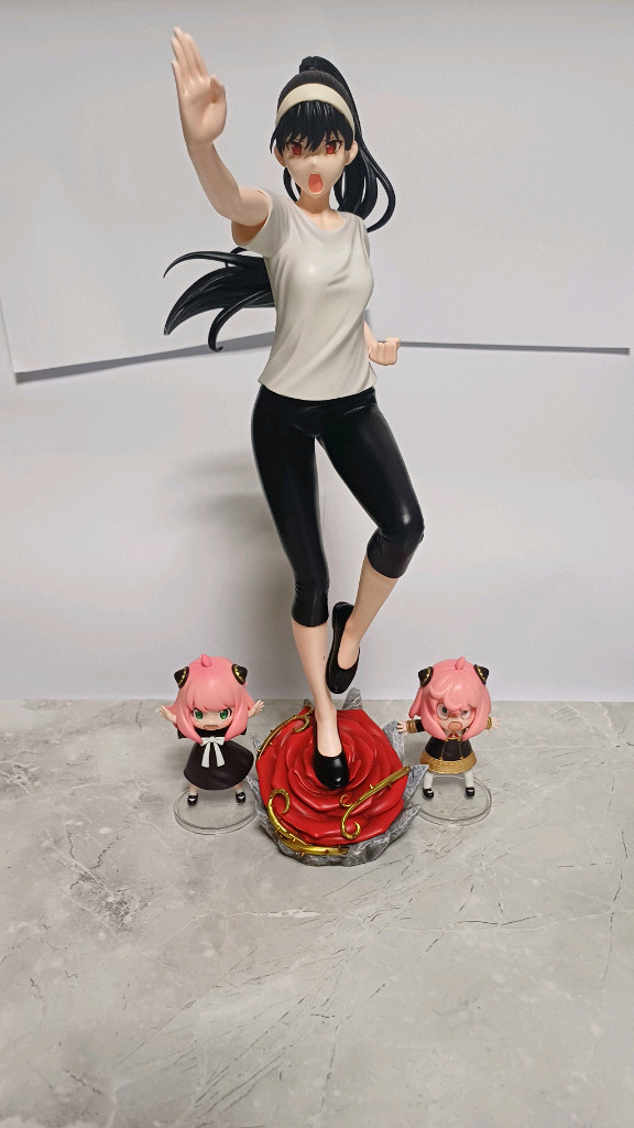 스파이패밀리 요르포저 레진 이미지