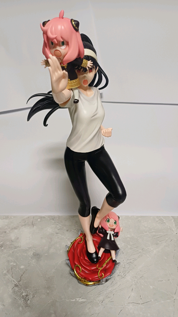 스파이패밀리 요르포저 레진 이미지