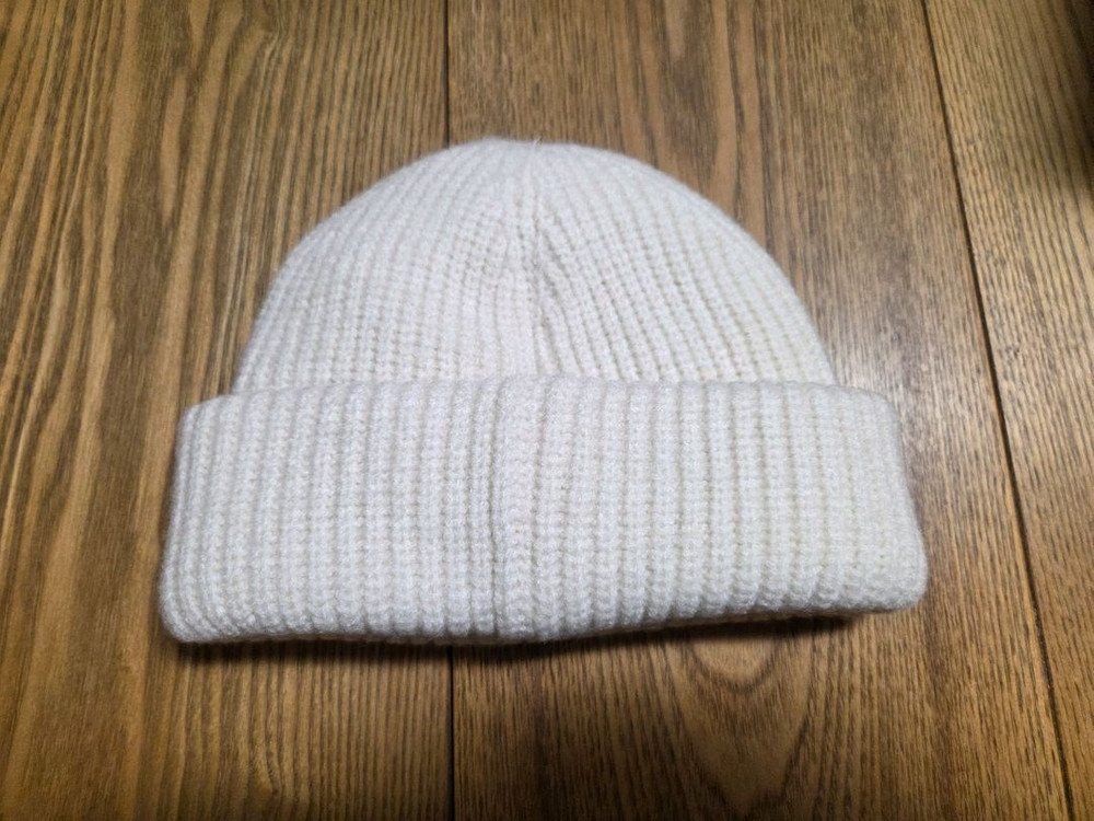 스파오 우디 자수 비니 (새상품)--1