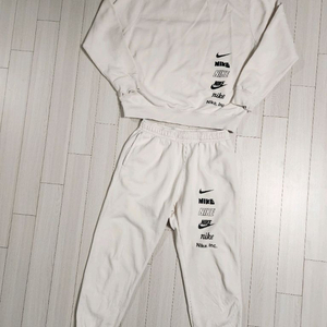 나이키 클럽 플리스 트레이닝복 상하의 세트 사이즈100 L(기모)나이키 클럽 플리스 팬츠 DX0796-030스포츠웨