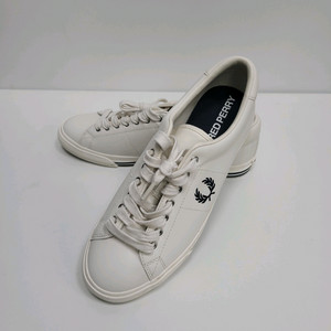 (새상품)FRED PERRY 프레드페리 언더스핀 레더 스니커즈 / UK8