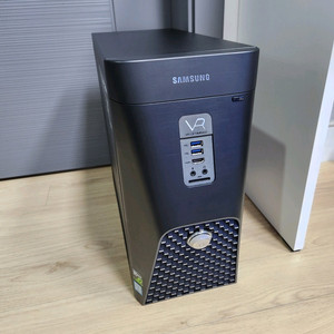 i7 삼성 사무 / 게이밍 컴퓨터 판매. - 매우깨끗 -
