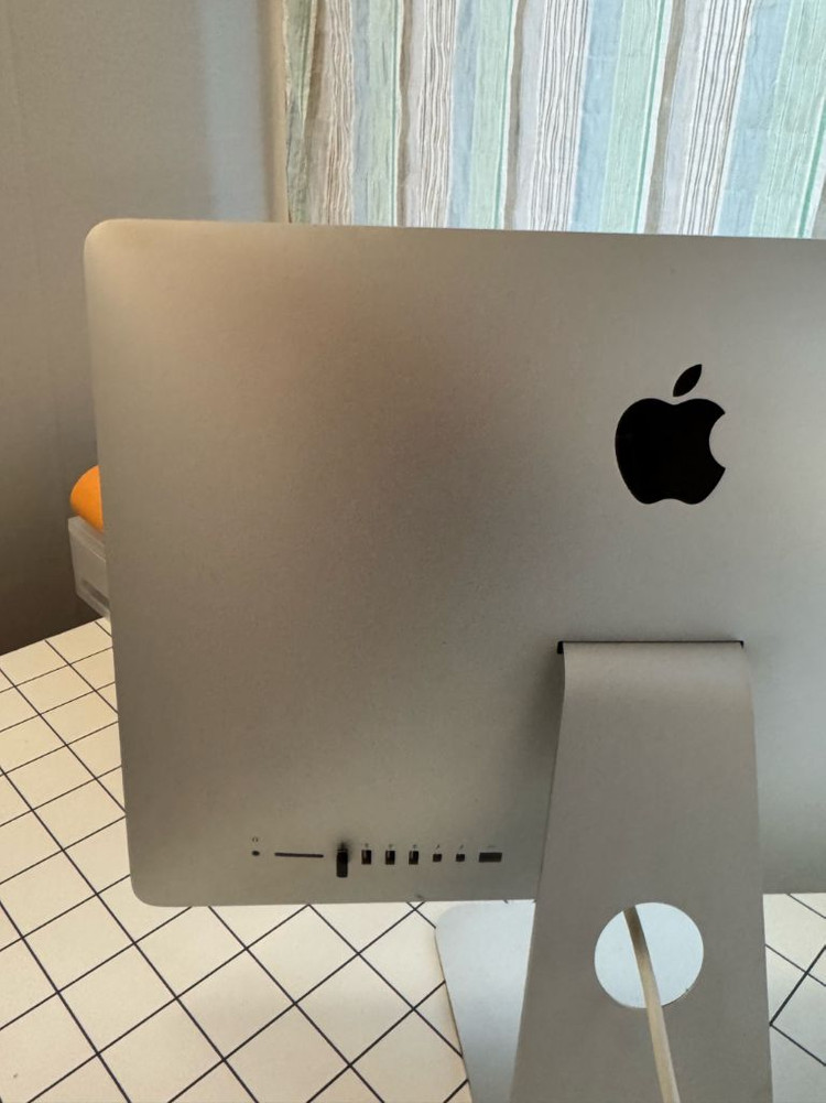 애플 아이맥 21.5 Late 2013 i5--2