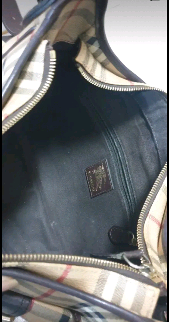 버버리 포켓 메신저백 남녀공용--4