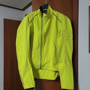 라파 클래식 윈터 재킷 옐로우