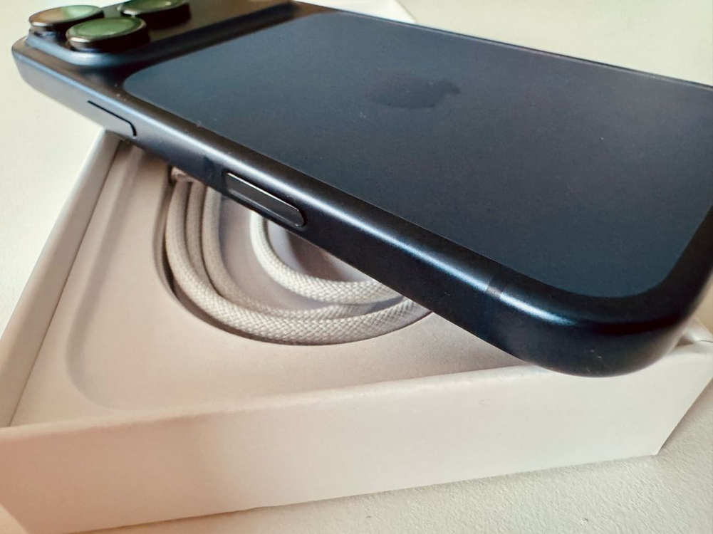 아이폰 17 프로 256G 자급제 민트급--5