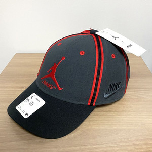 (새제품) 나이키 조던 X 어웨이크 뉴욕 콜라보 모자 볼캡 매장정품